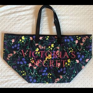 Victoria’s Secret overnight bag